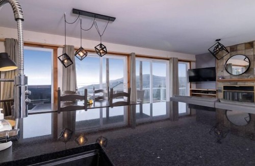 Petite-Riviere-Saint-Francois Condo | Cottage BAL-10-1 | Petite-Rivière-St-François