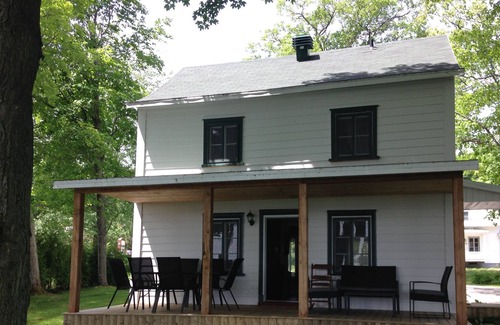 Saint-Laurent-de-l'ile d'Orleans Cottage | River front Cottage 6827