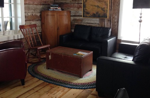 Saint-Laurent-de-l'ile d'Orleans Cottage | River front Cottage 6827