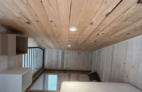 Sainte-Marguerite-du-Lac-Masson Cabin | Vrbo Property