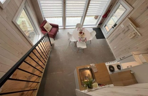 Sainte-Marguerite-du-Lac-Masson Cabin | Vrbo Property
