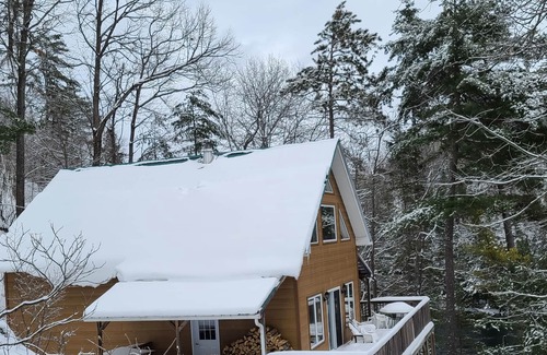 Bouchette Cottage | Lake Roddick aka Grand Lac Rond