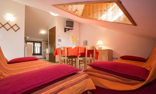 Val Maria-Pur Apartment | Ca Serena Mansarda