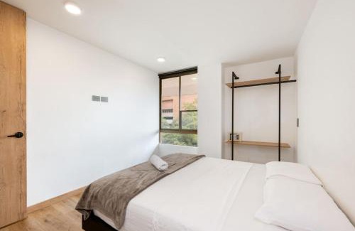 Los Naranjos Apartment | CA501 Apartment at el poblado with Jacuzzi