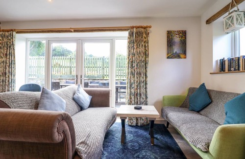 Oswestry Cottage | Cabin ∙ 4 bedrooms ∙ 10 guests