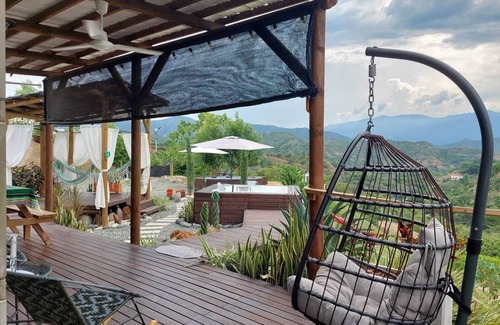 Sopetran Cabin | Cabaña Busping Para el Descanso