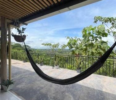 Puerto Triunfo House | Cabaña Campestre con Piscina en la Hacienda Nápoles