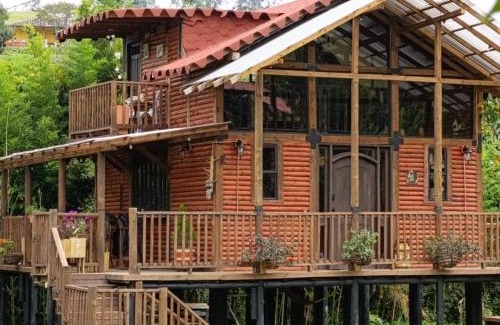 Guarne Ski Chalet | Cabaña de lujo con Lavadora y Secadora - Caballo Dorado