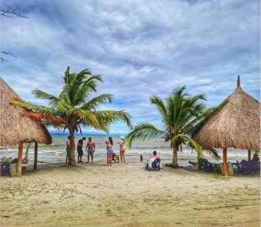 Necocli House | Cabaña desde 4 huéspedes 560 metros cuadrados con Naturaleza a 300 metros mar