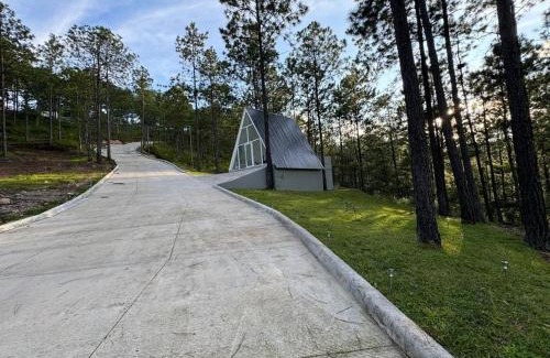 Valle de Angeles Ski Chalet | Cabaña Mónaco