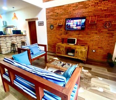 Atyra House | Cabaña Premium Yvyja de La Mala Junta