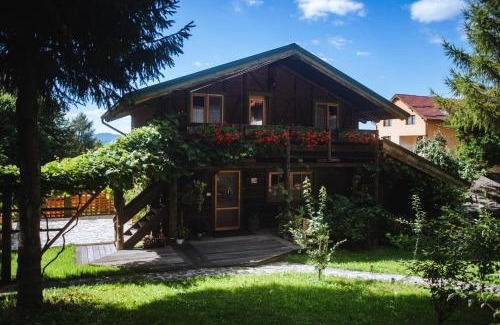 Rasnov Cabin | Cabana Bendis