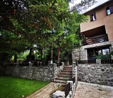 Sotrile House | Cabana Brazilor