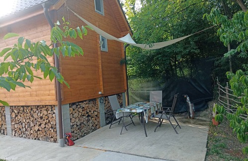 Gura Suhasului Cabin | Cabana de inchiriat in Ocnele Mari. Salina/Strand. judetul Valceann