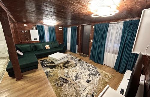 Azuga House | Cabana EviMat Azuga