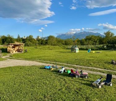 Rasnov Ski Chalet | Cabana JagerBerg Rosenau