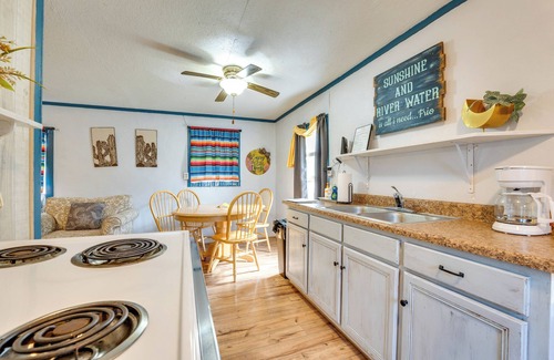 Concan Cottage | 'cabana Luna' Cabin w/Deck, Swing & Fire Pit!