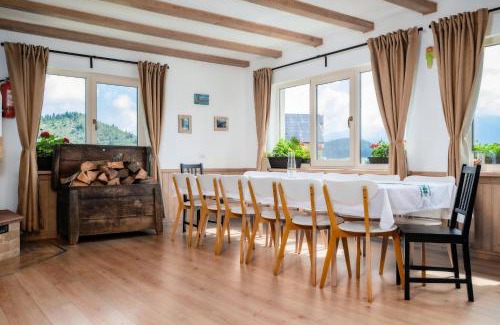 Fundata House | Cabana Maia