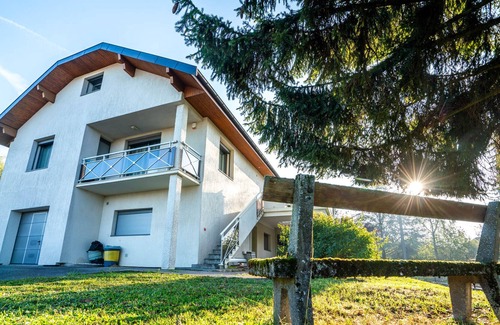 Seynod Villa | Cabana & Maison de la Butte Saint-Martin