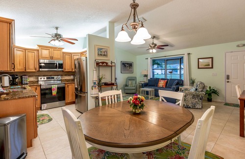 Sebastian Highlands House | 🍹🌞 Cabana Paradise! Heated Pool, Poolside TV and Tiki Bar, Near Beaches!