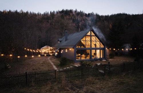 Lisa House | Cabana Sapte