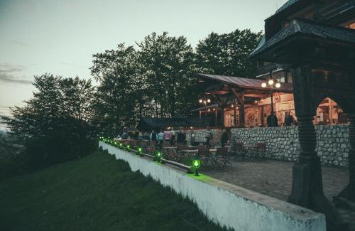 Predeal Hotel | Cabana Trei Brazi