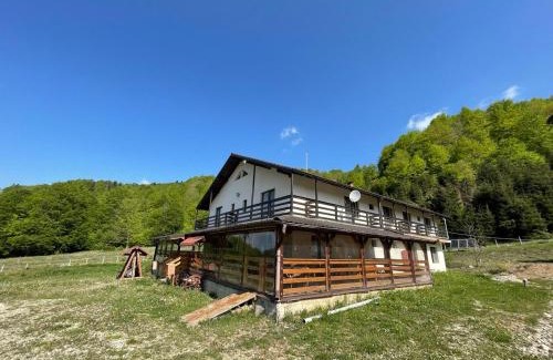 Satu Nou Cabin | Cabana Turistica Izvorul Muntelui