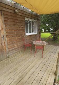 Saint-Romain-de-Benet Other | Cabane en bois au calme