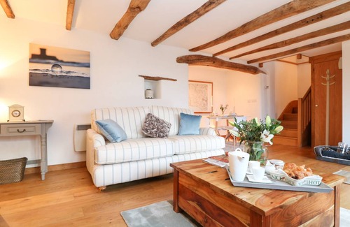 Saltash Cottage | Cabin ∙ 1 bedroom ∙ 2 guests