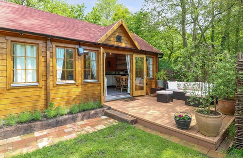 Irstead Cottage | Cabin ∙ 1 bedroom ∙ 2 guests