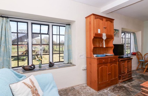 Yeovil Cottage | Cabin ∙ 1 bedroom ∙ 2 guests