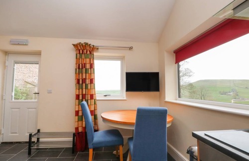 Allgreave Cottage | Cabin ∙ 1 bedroom ∙ 2 guests