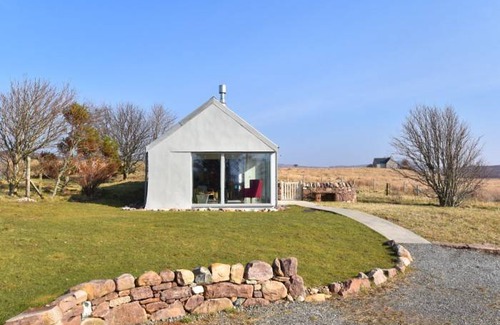 The Hebrides Cottage | Cabin ∙ 1 bedroom ∙ 2 guests