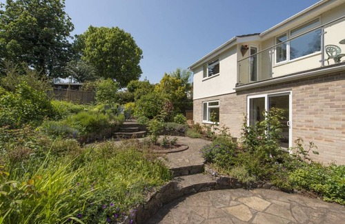 Dawlish Cottage | Cabin ∙ 1 bedroom ∙ 2 guests