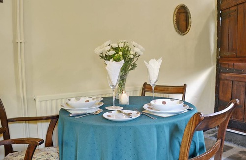 Llangadog Cottage | Cabin โ 1 bedroom โ 2 guests