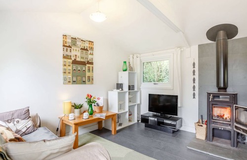 Aberdovey Cottage | Cabin ∙ 1 bedroom ∙ 2 guests
