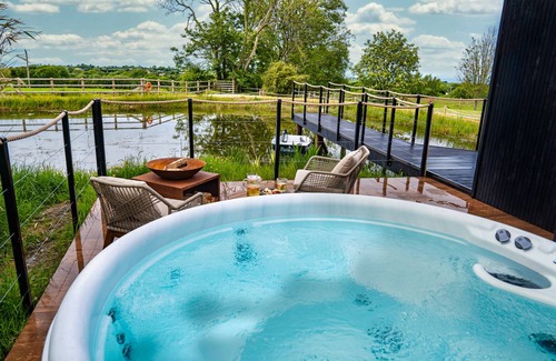 Llanarth Cottage | Cabin ∙ 1 bedroom ∙ 2 guests