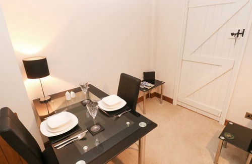 Scurlage Cottage | Cabin ∙ 1 bedroom ∙ 2 guests