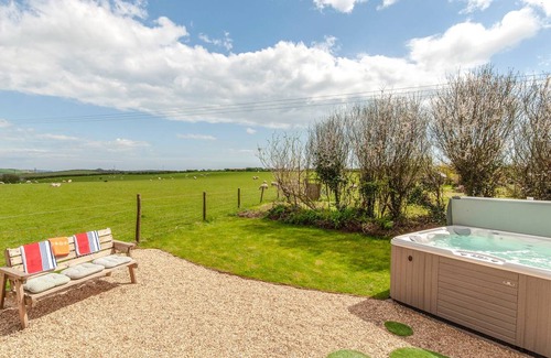Stackpole Cottage | Cabin ∙ 1 bedroom ∙ 3 guests