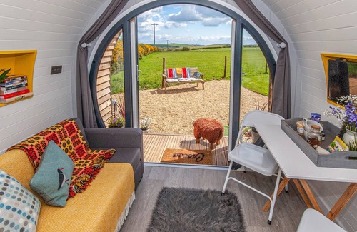 Stackpole Cottage | Cabin ∙ 1 bedroom ∙ 3 guests
