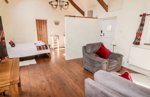 Haverfordwest Cottage | Cabin ∙ 1 bedroom ∙ 2 guests