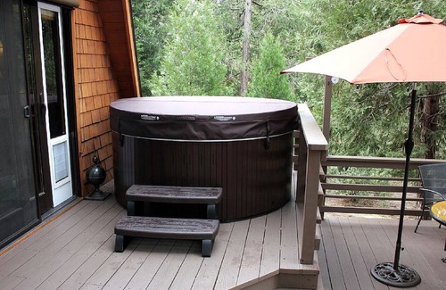 Fern Valley Cabin | Cabin ∙ 1 bedroom ∙ 2 guests