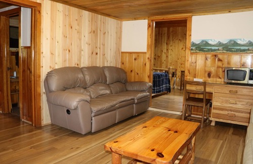 Wapiti Cabin | Cabin 10 miles outside Yellowstone National Park, Gorgeous views, Campfire area