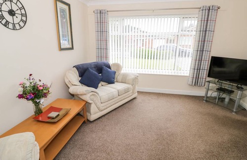 Ashby-de-la-Zouch Cottage | Cabin ∙ 2 bedrooms ∙ 3 guests