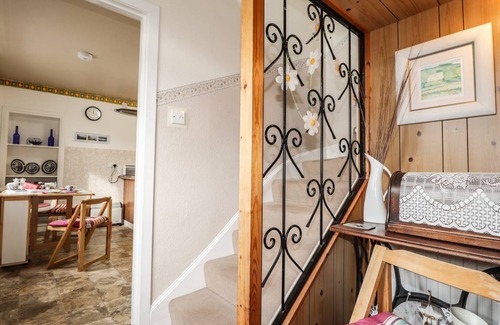 Dunbeath Cottage | Cabin ∙ 2 bedrooms ∙ 3 guests