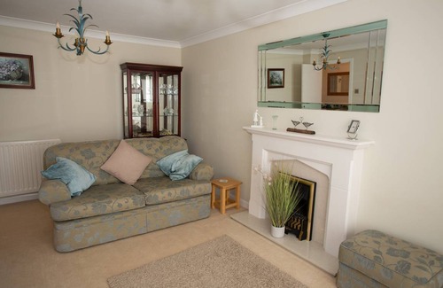 Corfe Mullen Cottage | Cabin ∙ 2 bedrooms ∙ 4 guests