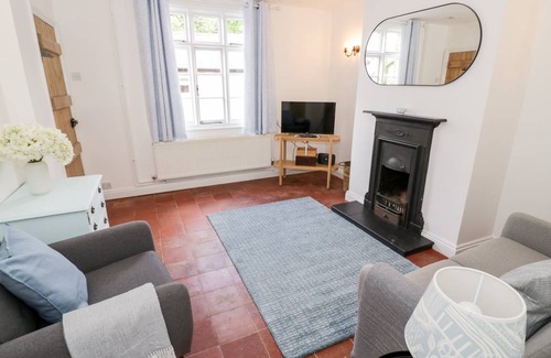 Sedgeberrow Cottage | Cabin ∙ 2 bedrooms ∙ 3 guests