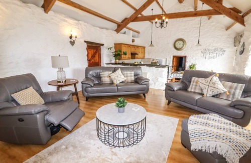 Betws-Y-Coed Cottage | Cabin ∙ 2 bedrooms ∙ 4 guests