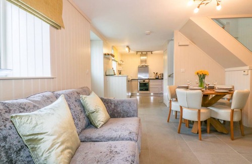 Crantock Cottage | Cabin ∙ 2 bedrooms ∙ 4 guests