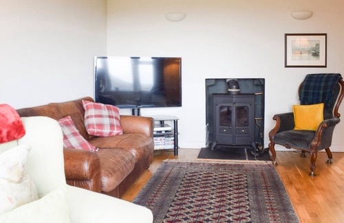 Gartmore Cottage | Cabin ∙ 2 bedrooms ∙ 4 guests